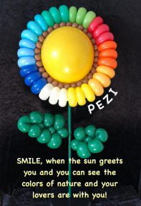 Bunte Blume in Spektralfarben aus Ballons