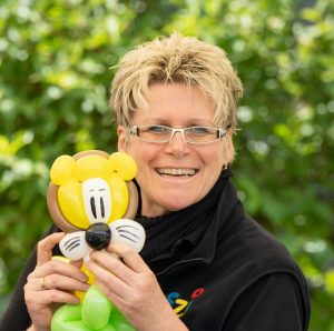 Ballontiere München - PEZI mit Ballonfigur für Events und Kinderfeste